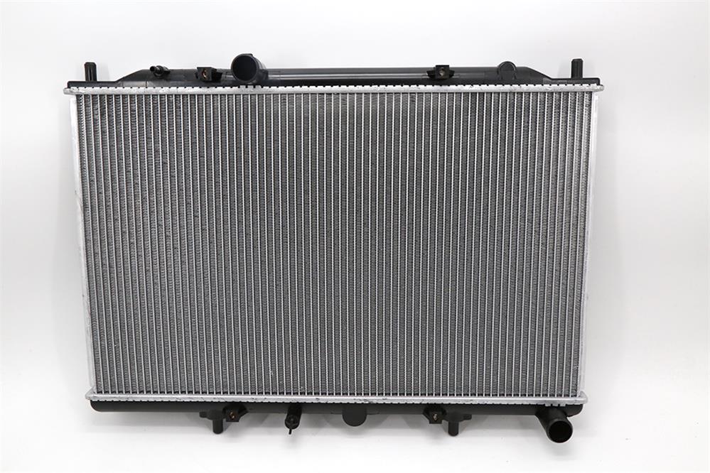 23523745 SGMW SAIC Wuling Baojun 730 1.5 MT Radiator aluminiu